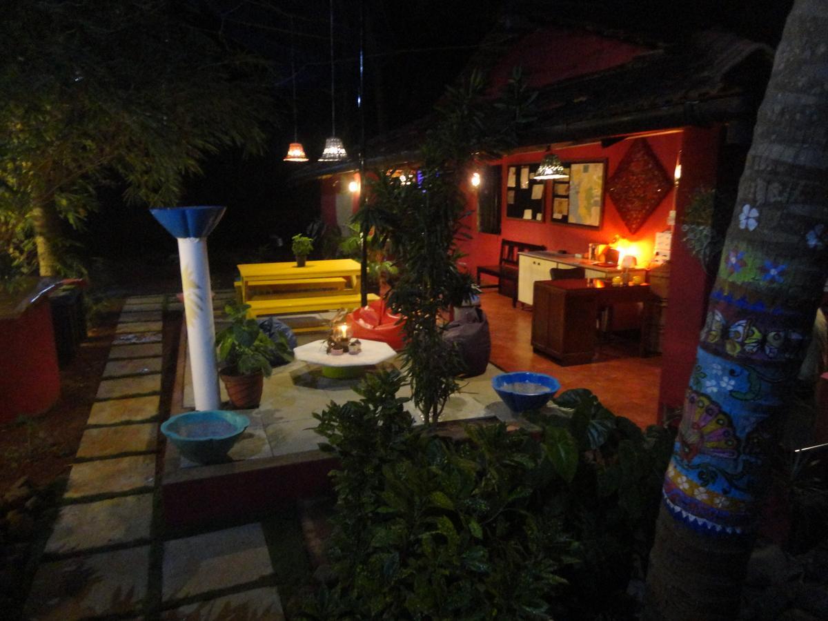 The Yuppi Hippi Female Hostel Anjuna Exterior photo