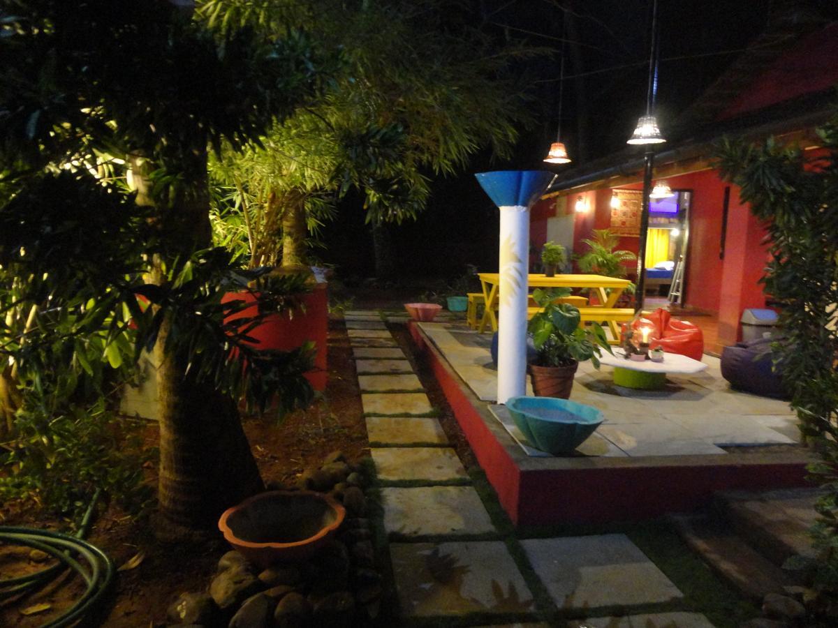 The Yuppi Hippi Female Hostel Anjuna Exterior photo